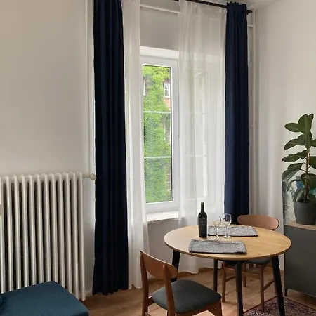 Flat Overlooking The River In The Centre Of * Гданьск